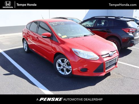 Used 2014 Ford Focus SE FWD image 1