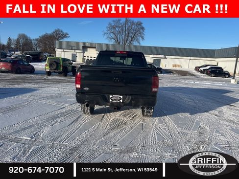 Used 2018 RAM 1500 Big Horn image 11