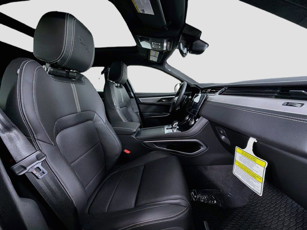 New 2026 Jaguar F-PACE R-Dynamic S AWD/4WD image 30