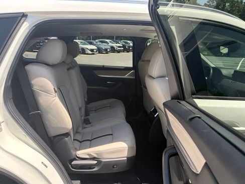 Used 2024 MAZDA CX-90 Plug-In Hybrid w/ Preferred AWD/4WD image 31