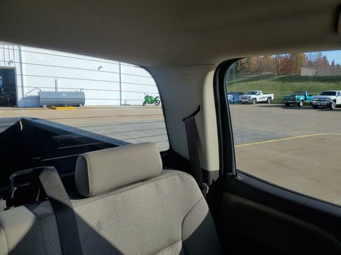 Used 2017 Chevrolet Silverado 1500 LT w/ All Star Edition image 15