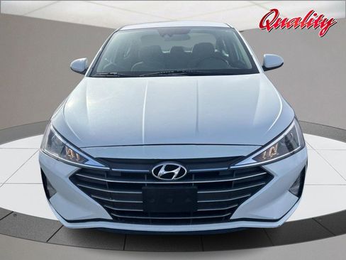 Used 2020 Hyundai Elantra SE FWD image 10