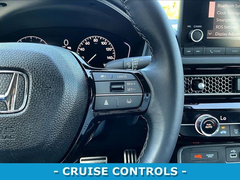 Used 2023 Honda Civic Sport image 11