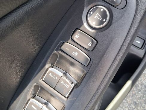Used 2022 Honda Accord Touring image 13