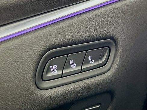 Used 2023 Cadillac Escalade ESV Premium Luxury w/ Performance Package image 22