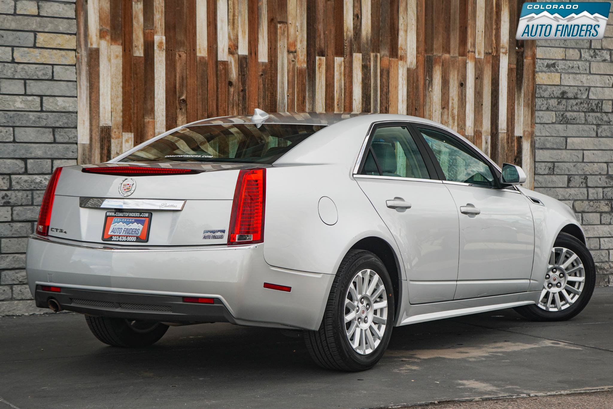 Used 2011 Cadillac CTS Luxury AWD/4WD image 7