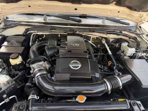 Used 2006 Nissan Frontier SE w/ (P01) Power Pkg image 7
