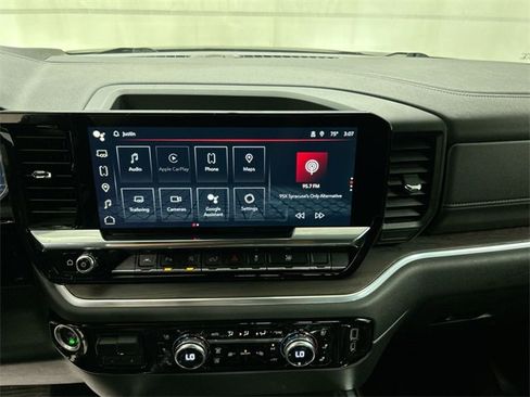 Used 2022 GMC Sierra 1500 SLT w/ SLT Premium Plus Package image 18