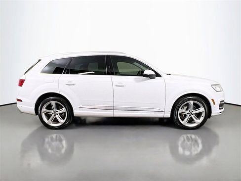 Used 2019 Audi Q7 3.0T Prestige w/ Prestige Package image 8