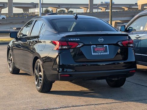 Used 2025 Nissan Versa SR w/ Trunk Package FWD image 4