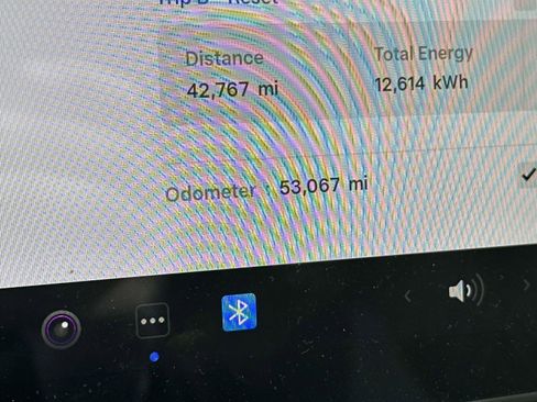 Used 2021 Tesla Model Y Long Range image 37