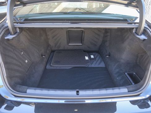 Used 2026 BMW 750e xDrive w/ Premium Package AWD/4WD image 22