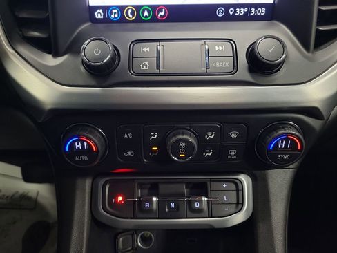 Used 2020 GMC Acadia SLT image 18