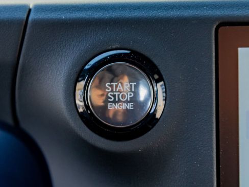 Used 2024 Lexus GX 550 image 23