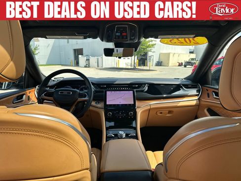 Used 2025 Jeep Grand Cherokee L Summit AWD/4WD image 24