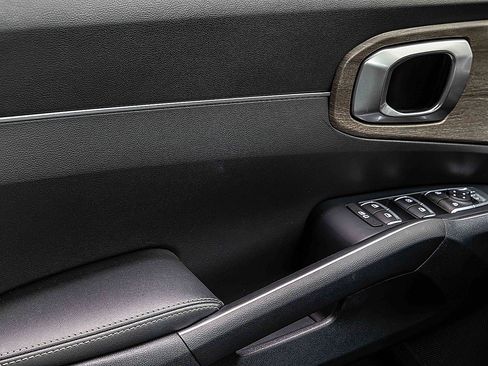 Certified 2022 Kia Sorento X-Line EX image 14