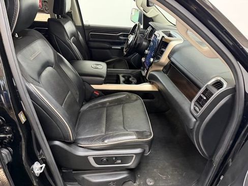Used 2022 RAM 1500 Laramie AWD/4WD image 34