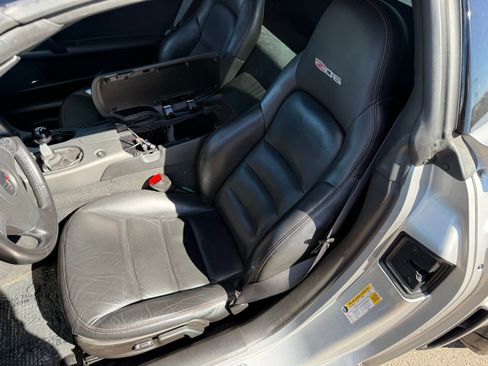 Used 2007 Chevrolet Corvette Z06 w/ Preferred Equipment Group image 32