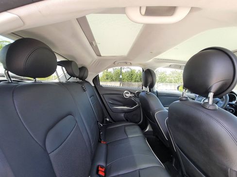 Used 2017 FIAT 500X Lounge w/ Lounge Premium Package (FWD) image 32