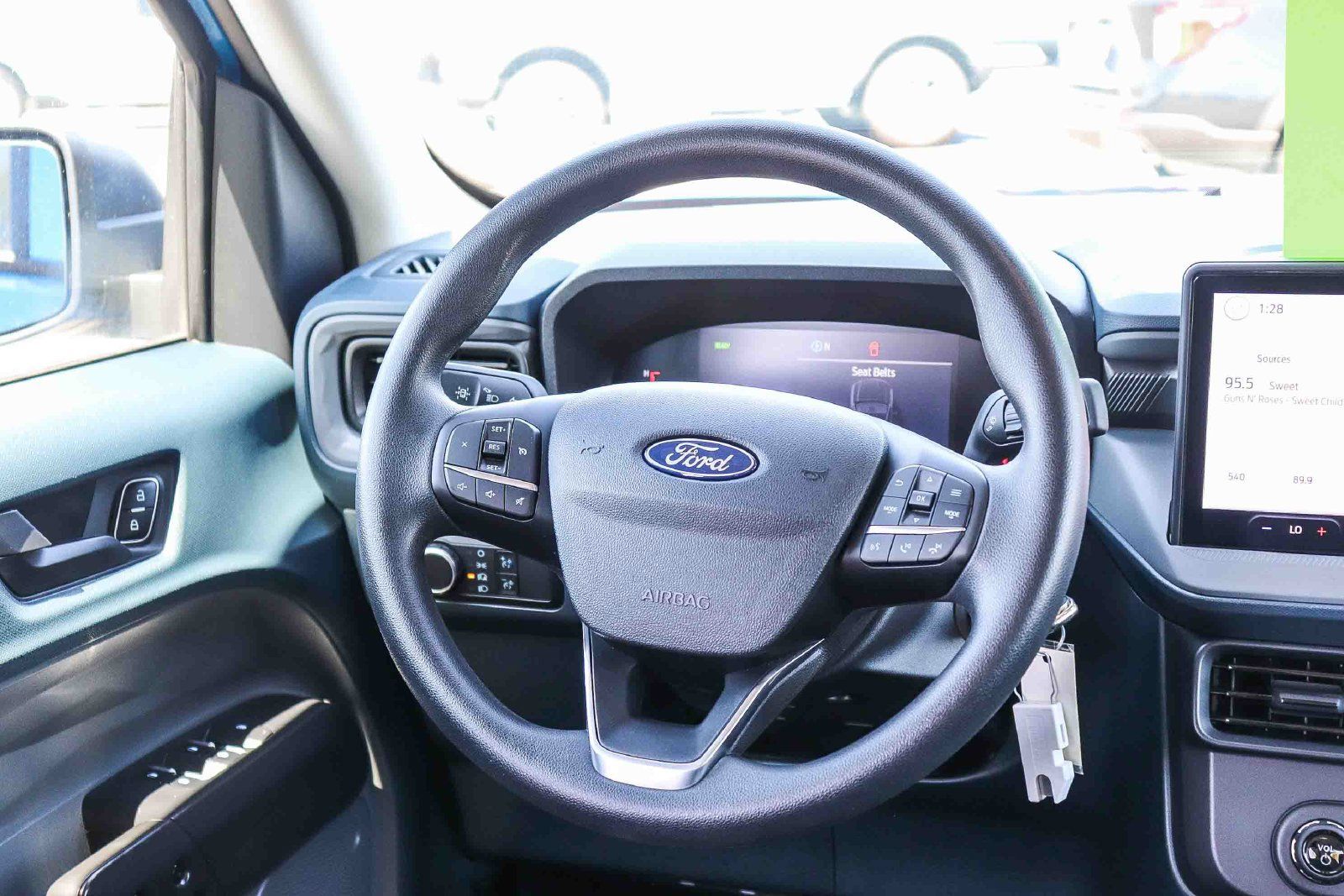 Certified 2025 Ford Maverick XL FWD image 15