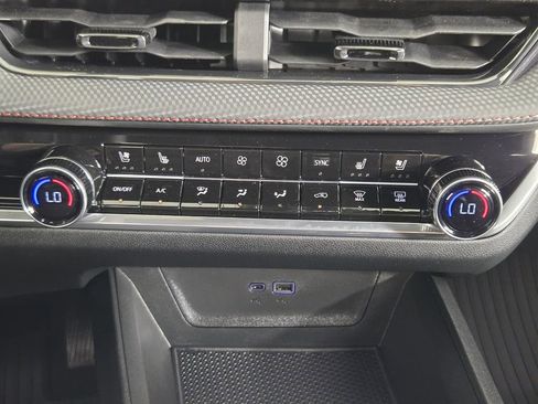 New 2026 Chevrolet Equinox RS w/ Convenience Package III FWD image 19