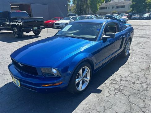 Used 2008 Ford Mustang GT Premium RWD image 9
