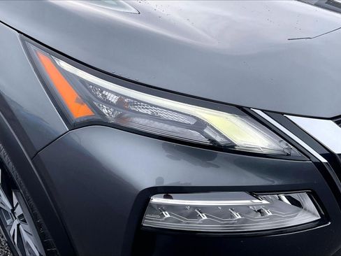 Used 2023 Nissan Rogue SV image 25