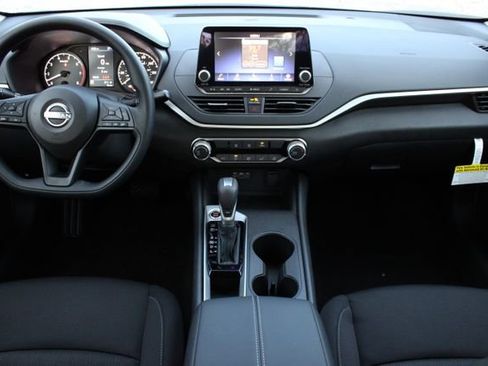 New 2025 Nissan Altima 2.5 S image 11