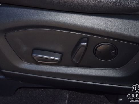 Used 2022 Ford Explorer Limited w/ Limited Technology Package image 39