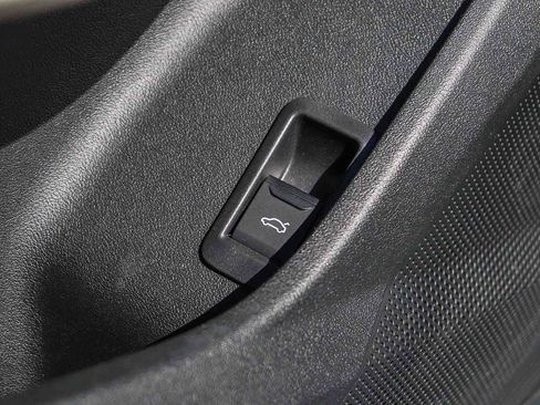 Used 2025 Audi A5 2.0T Premium w/ Convenience Package image 27