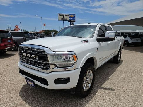 Used 2024 RAM 2500 Limited AWD/4WD image 4