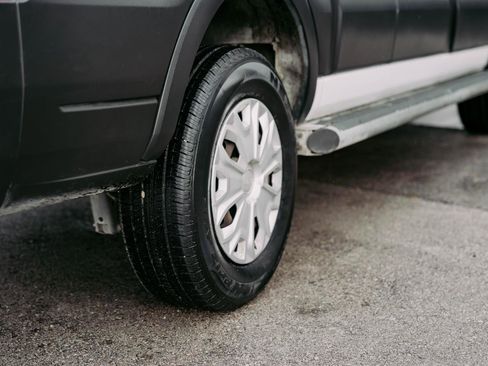 Used 2019 Ford Transit 250 130 Low Roof w/ Exterior Upgrade Package image 10