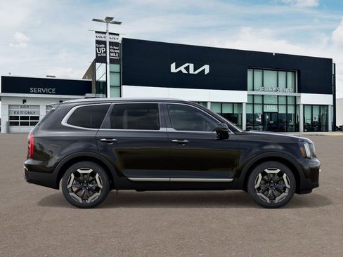New 2025 Kia Telluride S image 8