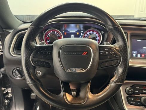 Used 2021 Dodge Challenger R/T image 7