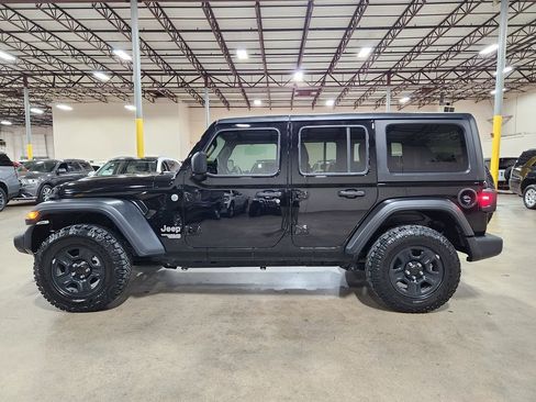 Used 2020 Jeep Wrangler Unlimited Sport image 7