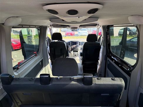 Used 2013 Mercedes-Benz Sprinter 2500 image 12