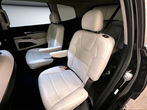 Used 2021 Kia Telluride S image 22