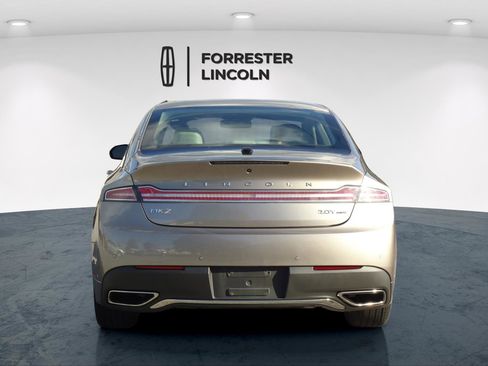 Used 2018 Lincoln MKZ Select w/ Technology Package image 4