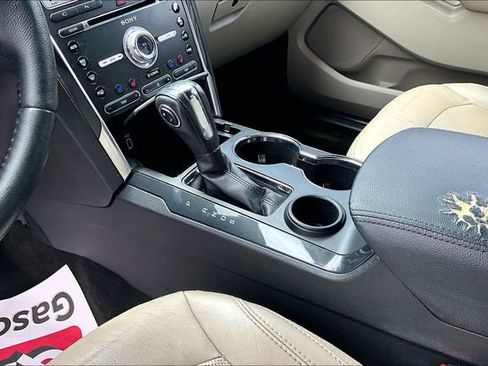 Used 2018 Ford Explorer Limited FWD image 18