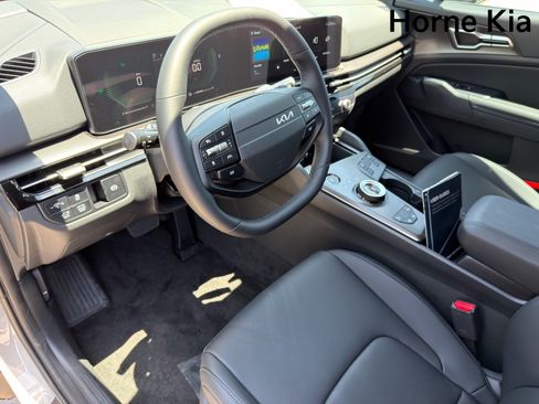 New 2026 Kia Sportage EX AWD/4WD image 11