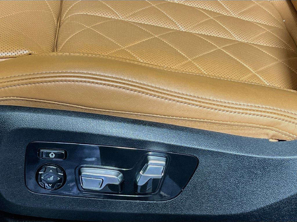 Used 2024 BMW X5 M60i w/ Executive Package AWD/4WD image 13