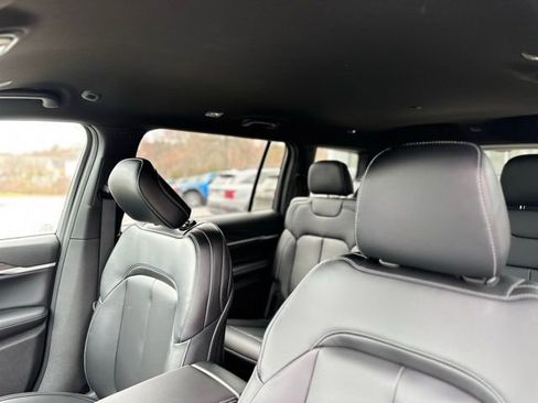 New 2026 Jeep Grand Cherokee L Limited AWD/4WD image 12