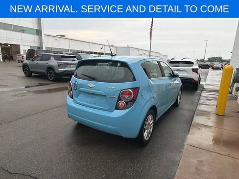 Used 2014 Chevrolet Sonic LT w/ Fun and Sun Package FWD image 7