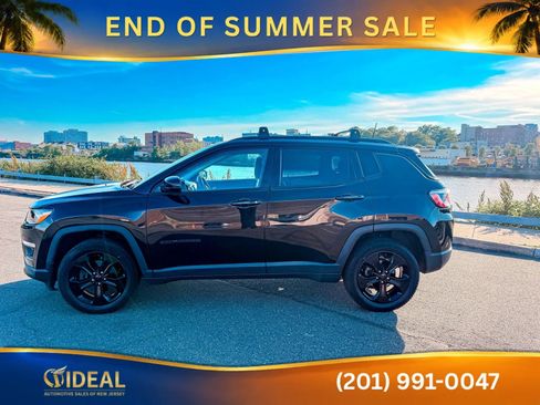 Used 2018 Jeep Compass Latitude w/ Popular Equipment Group AWD/4WD image 4