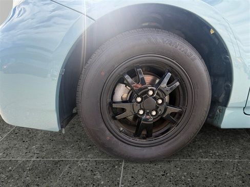Used 2015 Toyota Prius Two FWD image 15