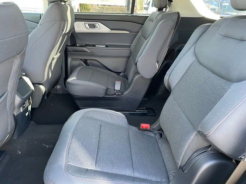 New 2026 Ford Explorer Active image 20