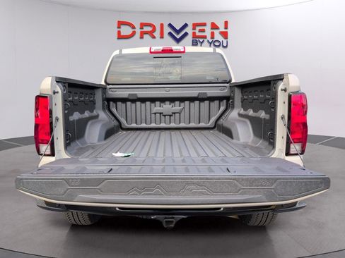 New 2026 Chevrolet Colorado Trail Boss AWD/4WD image 9