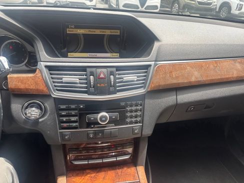 Used 2011 Mercedes-Benz E 350 Sedan image 12
