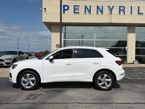 Used 2020 Audi Q3 2.0T Premium w/ Convenience Package AWD/4WD image 8