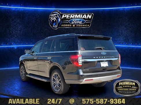 Used 2024 Ford Expedition Limited AWD/4WD image 3